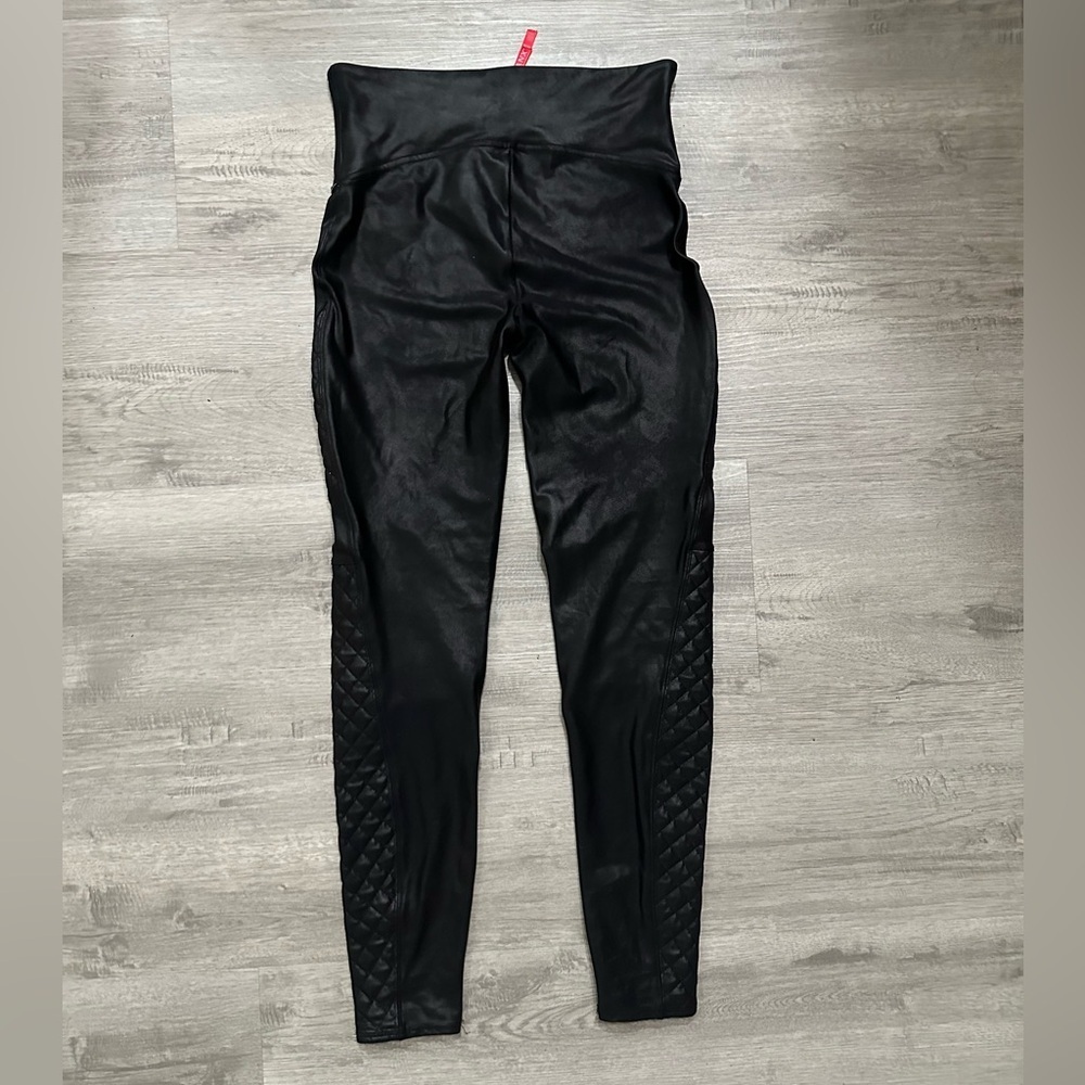Spanx faux Leather Look Moto Leggings Sz M - Picture 2 of 5